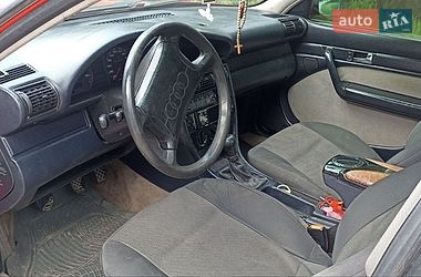 Седан Audi 100 1993 в Чорткове
