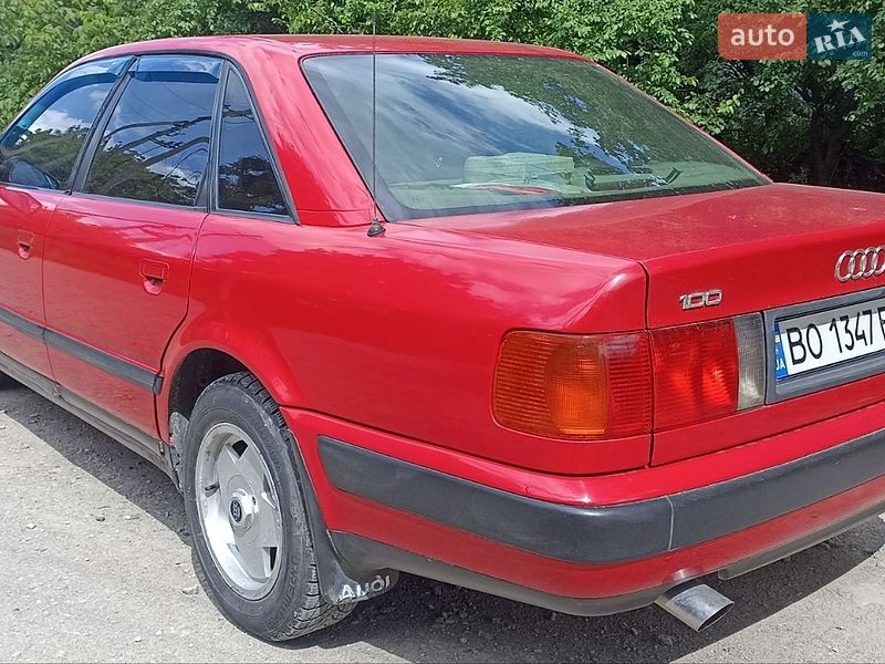 Седан Audi 100 1993 в Чорткове