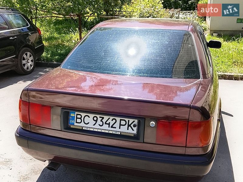 Седан Audi 100 1992 в Трускавці