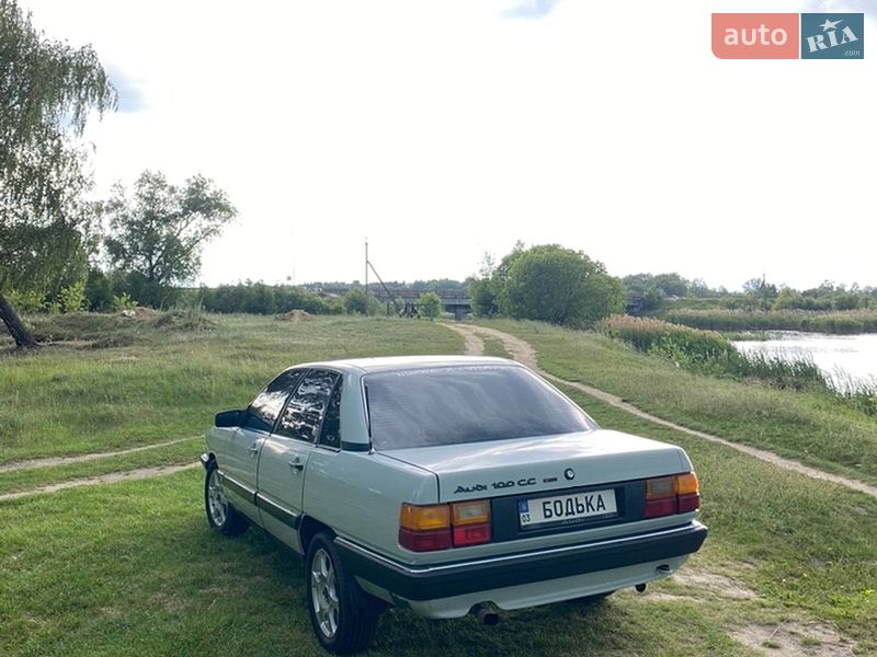 Седан Audi 100 1983 в Ковеле