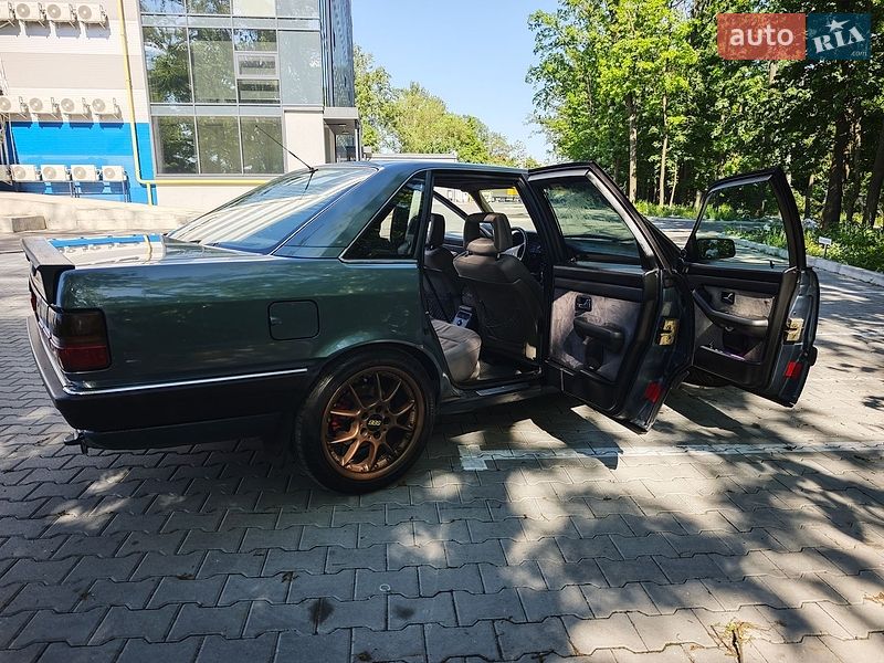 Седан Audi 100 1990 в Києві