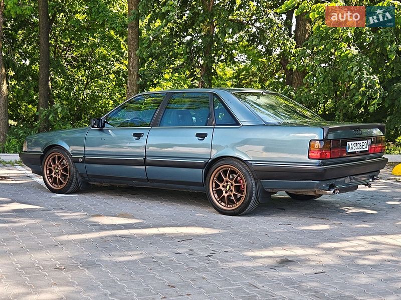 Седан Audi 100 1990 в Києві