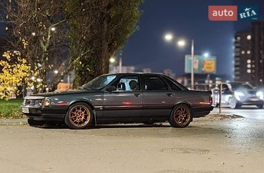 Седан Audi 100 1990 в Києві