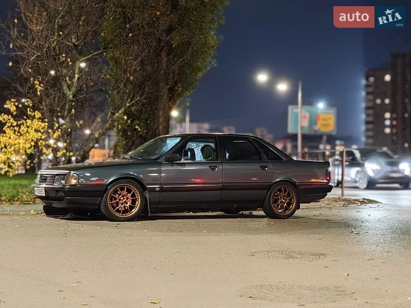 Седан Audi 100 1990 в Києві