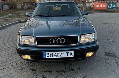 Седан Audi 100 1991 в Одессе