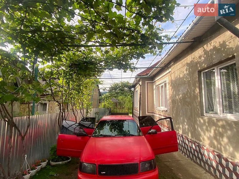 Седан Audi 100 1992 в Перечині