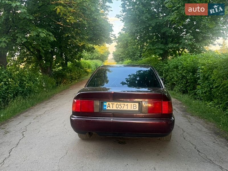 Седан Audi 100 1993 в Ивано-Франковске