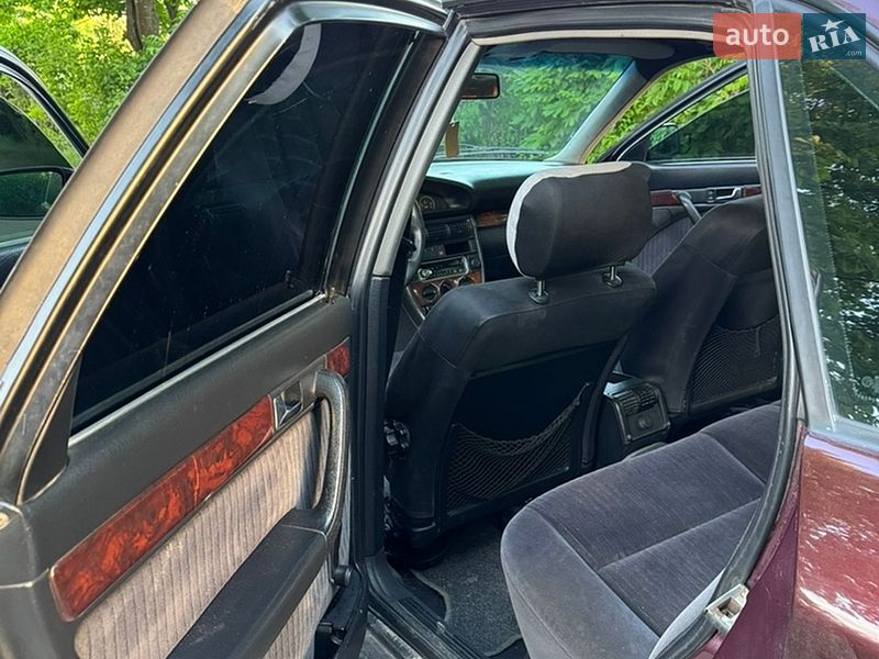 Седан Audi 100 1993 в Ивано-Франковске
