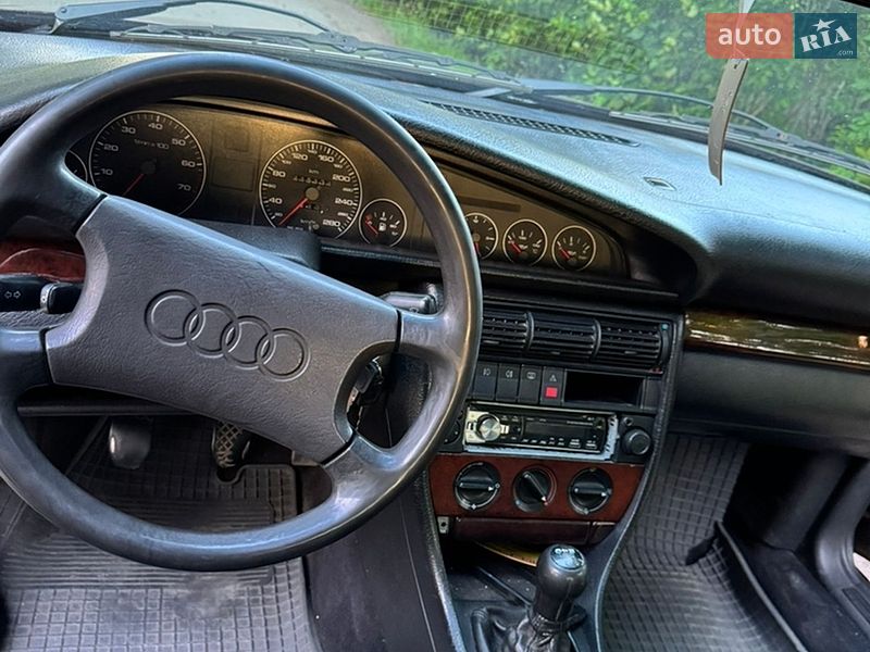 Седан Audi 100 1993 в Ивано-Франковске