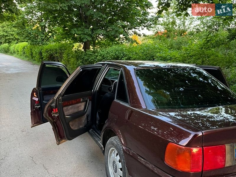 Седан Audi 100 1993 в Ивано-Франковске