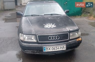 Седан Audi 100 1991 в Волочиске