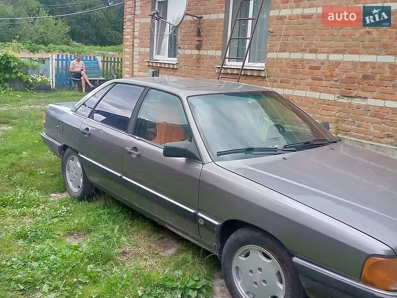 Audi 100 1986