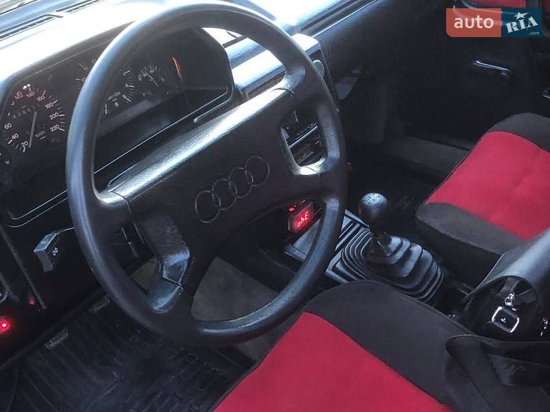Седан Audi 100 1988 в Рівному