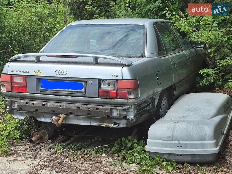 Седан Audi 100 1990 в Ужгороді