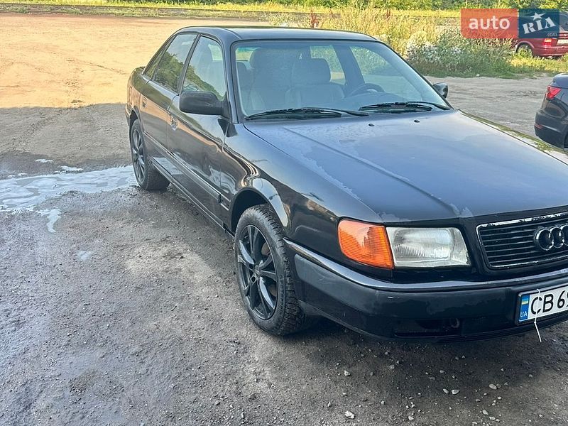 Седан Audi 100 1992 в Чернігові