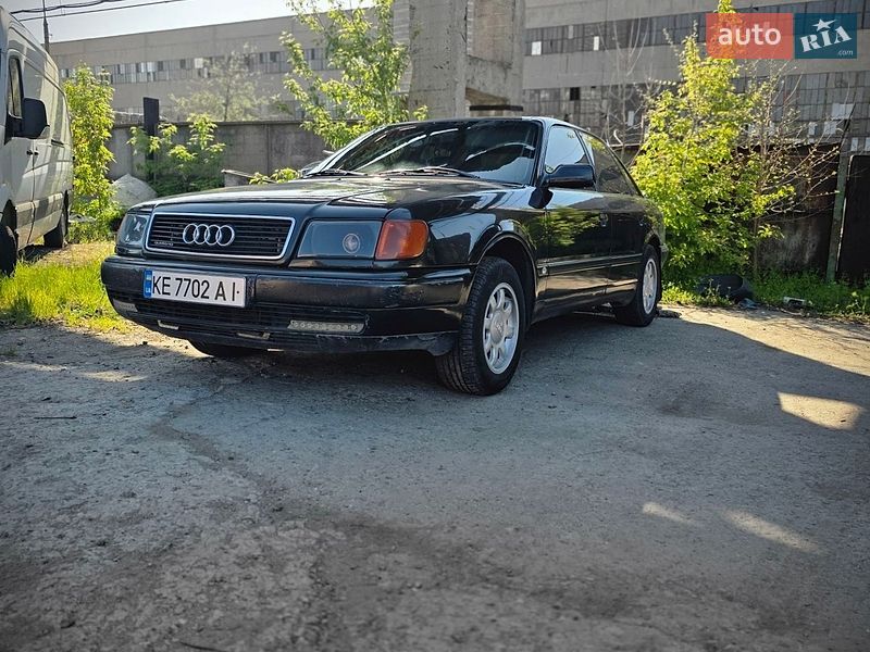 Седан Audi 100 1992 в Днепре