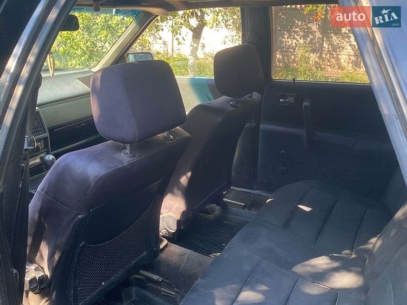 Седан Audi 100 1984 в Полтаві