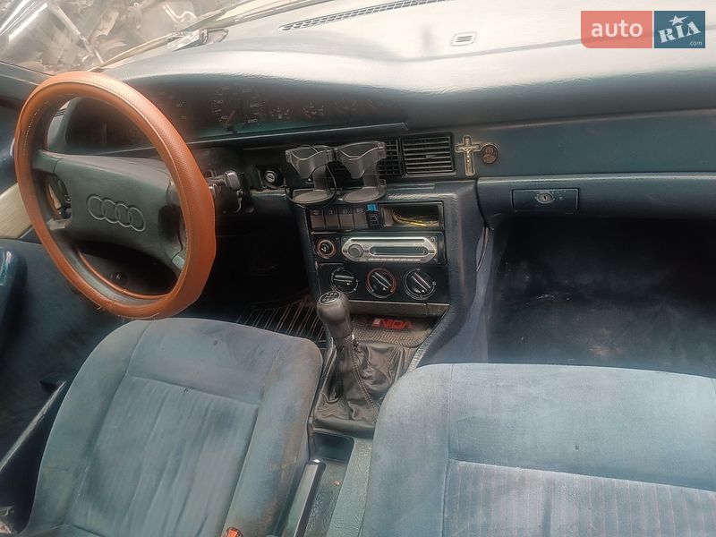 Седан Audi 100 1988 в Тернополе