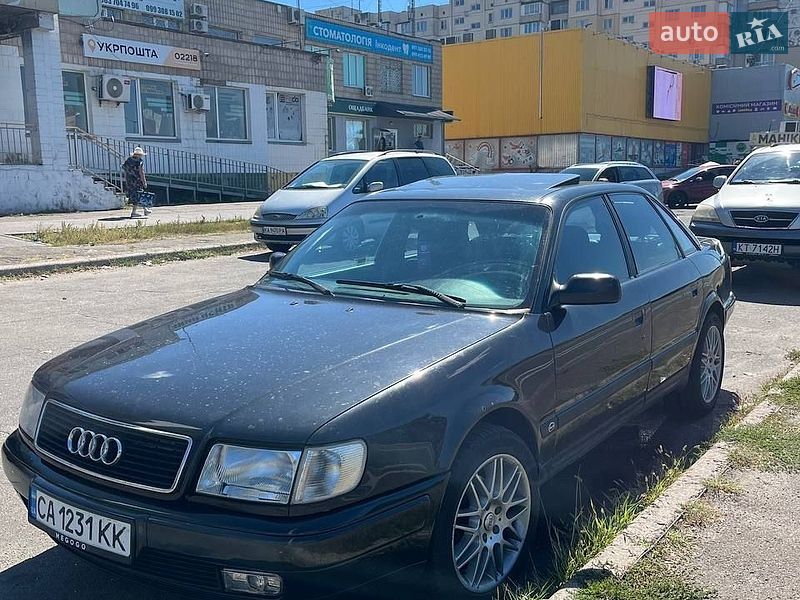 Седан Audi 100 1991 в Киеве