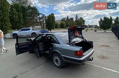 Седан Audi 100 1991 в Глухове