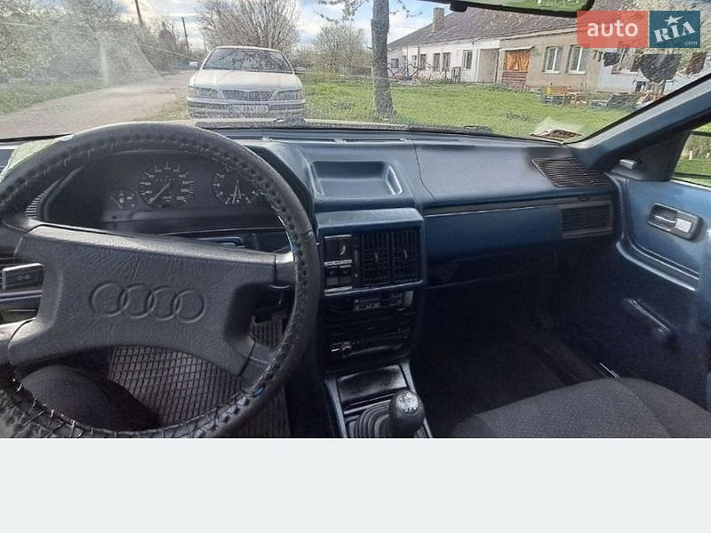 Седан Audi 100 1988 в Рівному