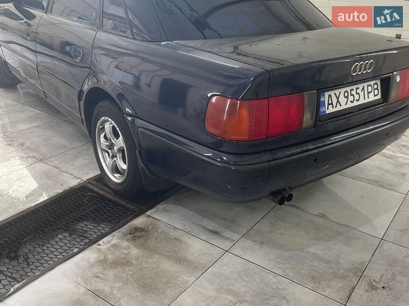 Седан Audi 100 1993 в Харкові