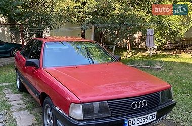 Седан Audi 100 1989 в Чорткові