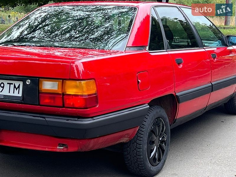 Седан Audi 100 1990 в Рівному