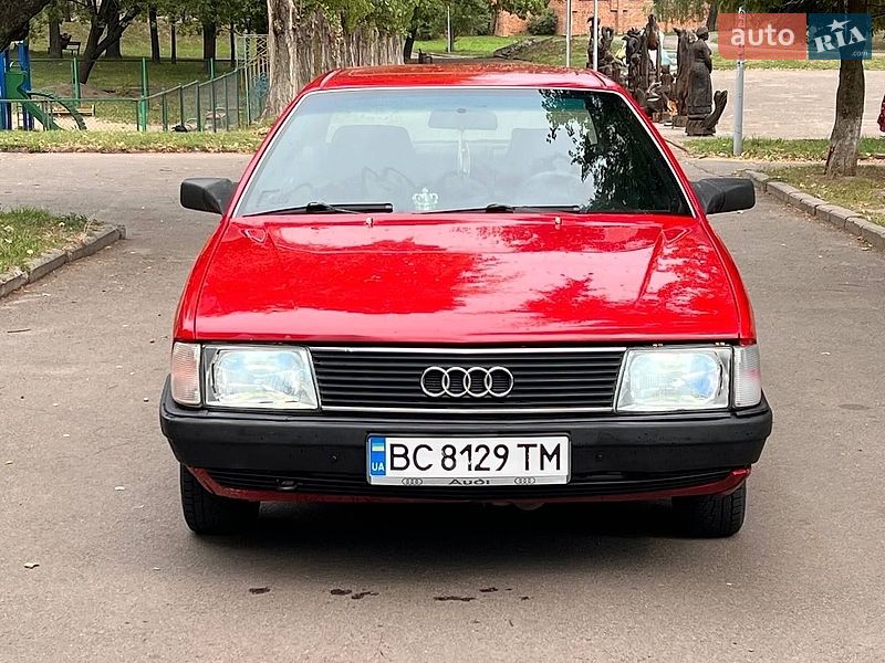 Седан Audi 100 1990 в Рівному