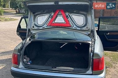 Седан Audi 100 1992 в Смілі