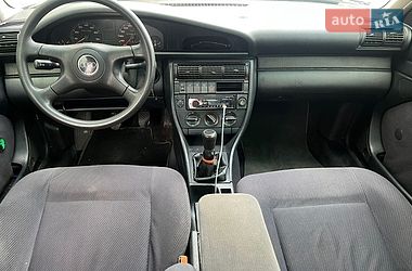 Седан Audi 100 1992 в Сокалі