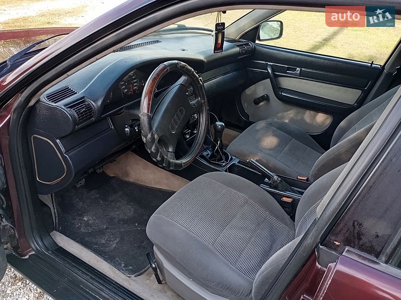Седан Audi 100 1993 в Теребовлі