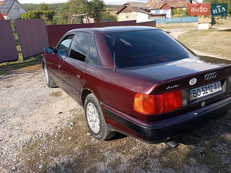 Седан Audi 100 1993 в Теребовлі