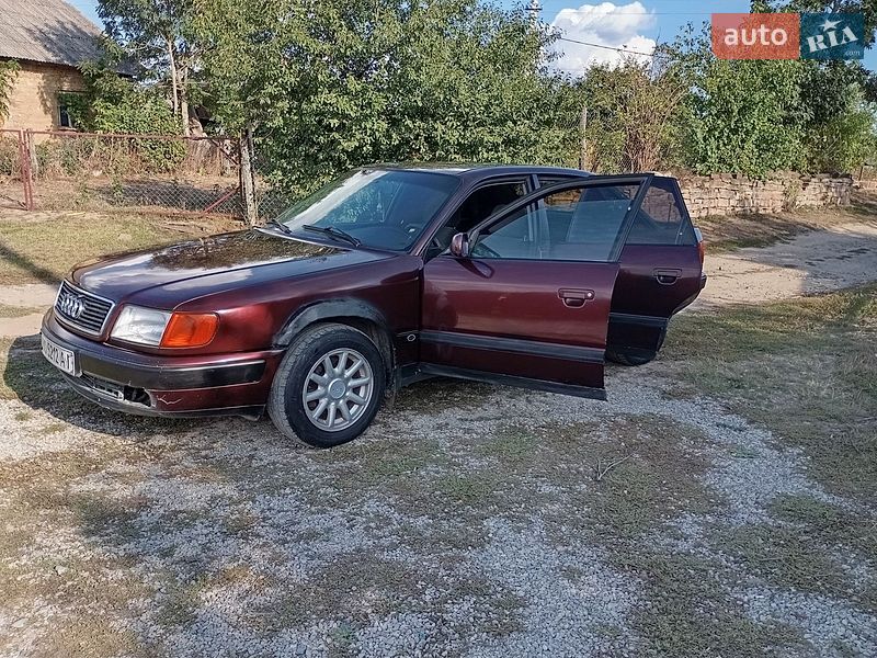 Седан Audi 100 1993 в Теребовле