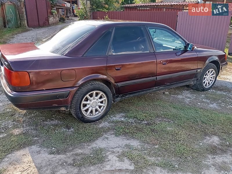 Седан Audi 100 1993 в Теребовлі