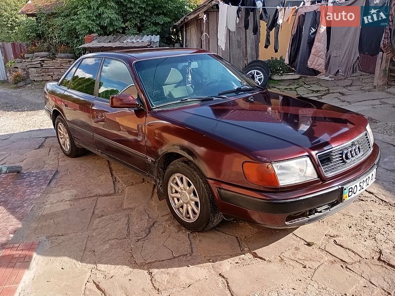 Седан Audi 100 1993 в Теребовлі