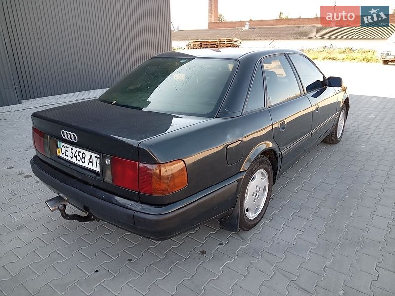 Седан Audi 100 1991 в Тлумачі