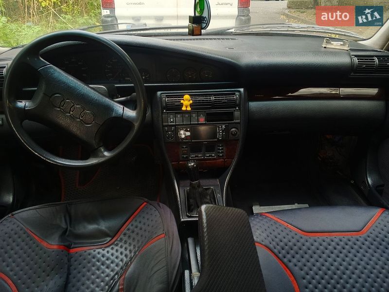 Седан Audi 100 1993 в Хмельницком