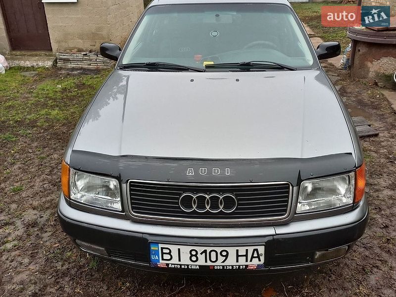 Седан Audi 100 1991 в Полтаве