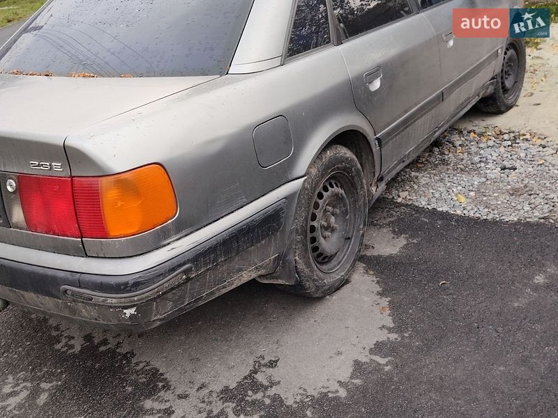 Седан Audi 100 1991 в Львові