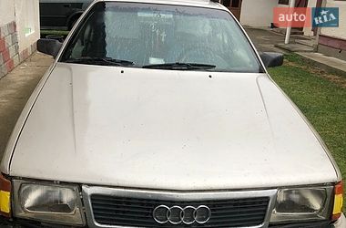 Седан Audi 100 1986 в Спасе