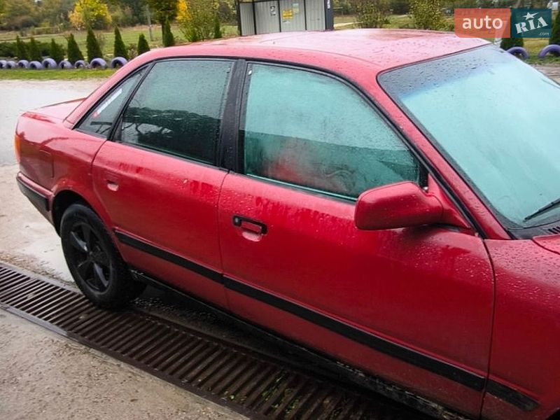 Седан Audi 100 1993 в Заліщиках