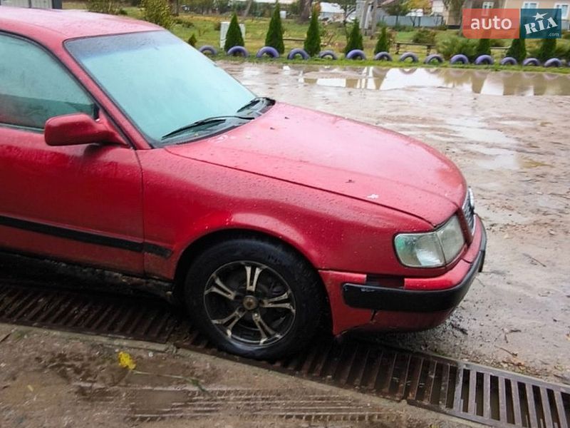 Седан Audi 100 1993 в Заліщиках