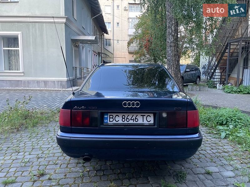 Седан Audi 100 1991 в Хмельницком