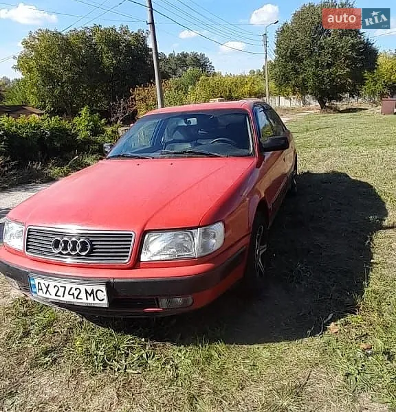 Audi 100