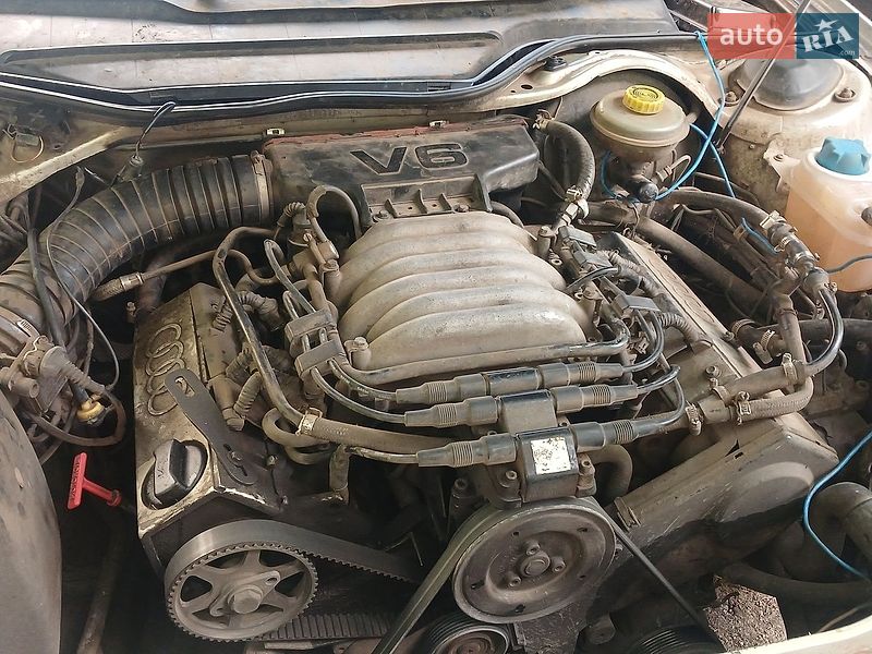 Седан Audi 100 1991 в Первомайске