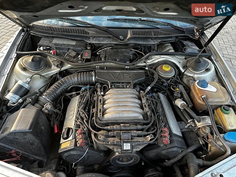 Седан Audi 100 1992 в Ровно