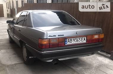 Седан Audi 200 1987 в Бершади