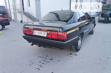 Седан Audi 200 1989 в Чорткове