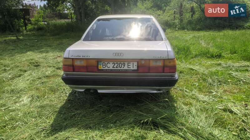 Седан Audi 200 1989 в Львове